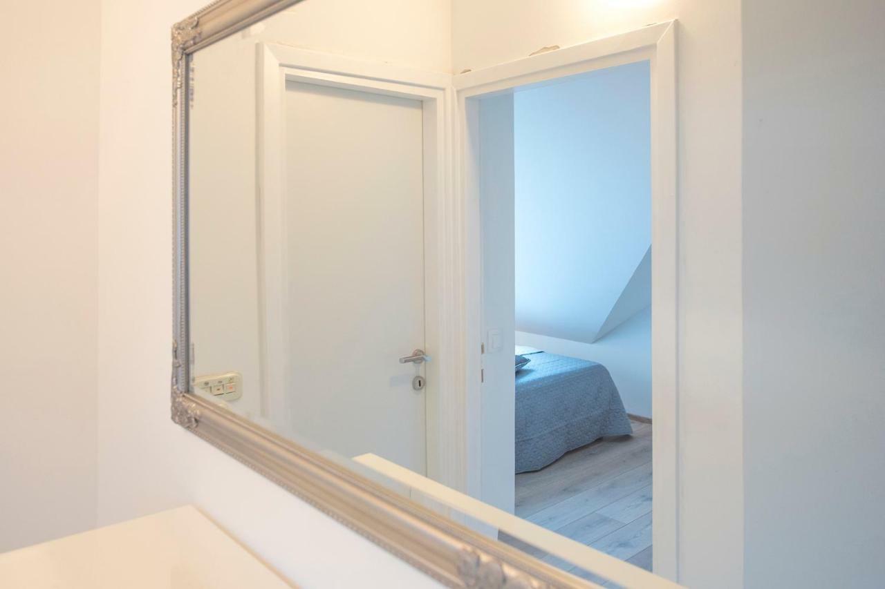 The Roof - Luxury Apartment 오미스 외부 사진